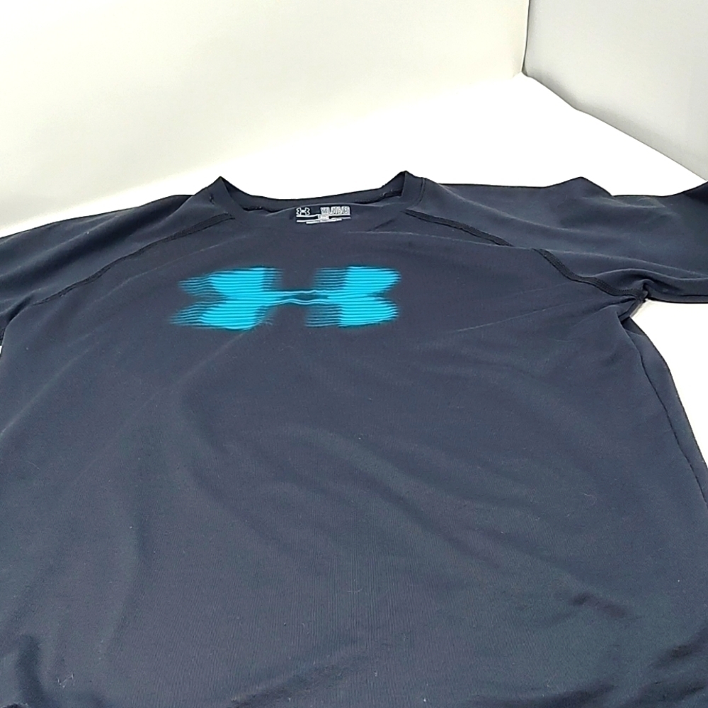 Under Armour Youth XL Sweat Wicking Tee
